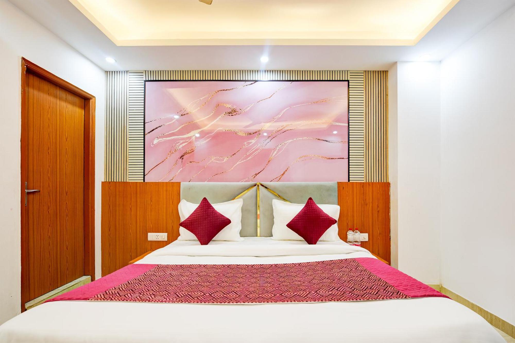 Airport Hotel Kiara - New Delhi Airport Eksteriør bilde