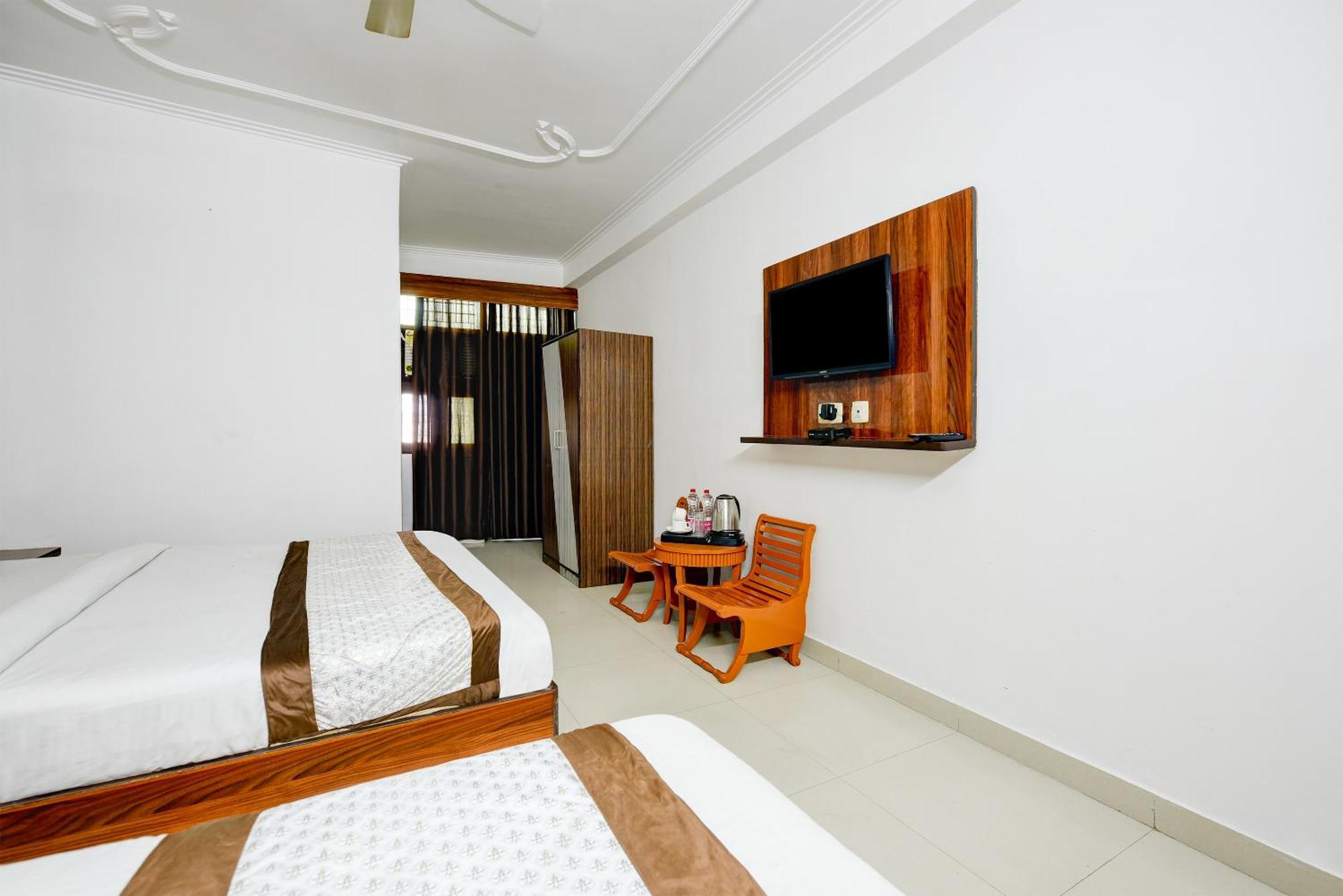 Airport Hotel Kiara - New Delhi Airport Eksteriør bilde