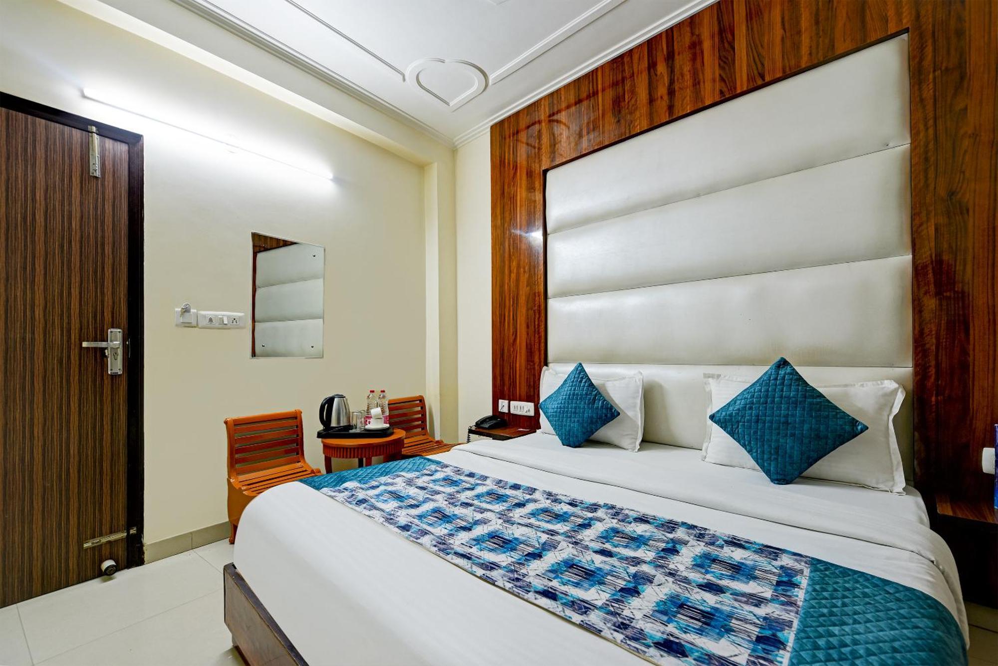 Airport Hotel Kiara - New Delhi Airport Eksteriør bilde