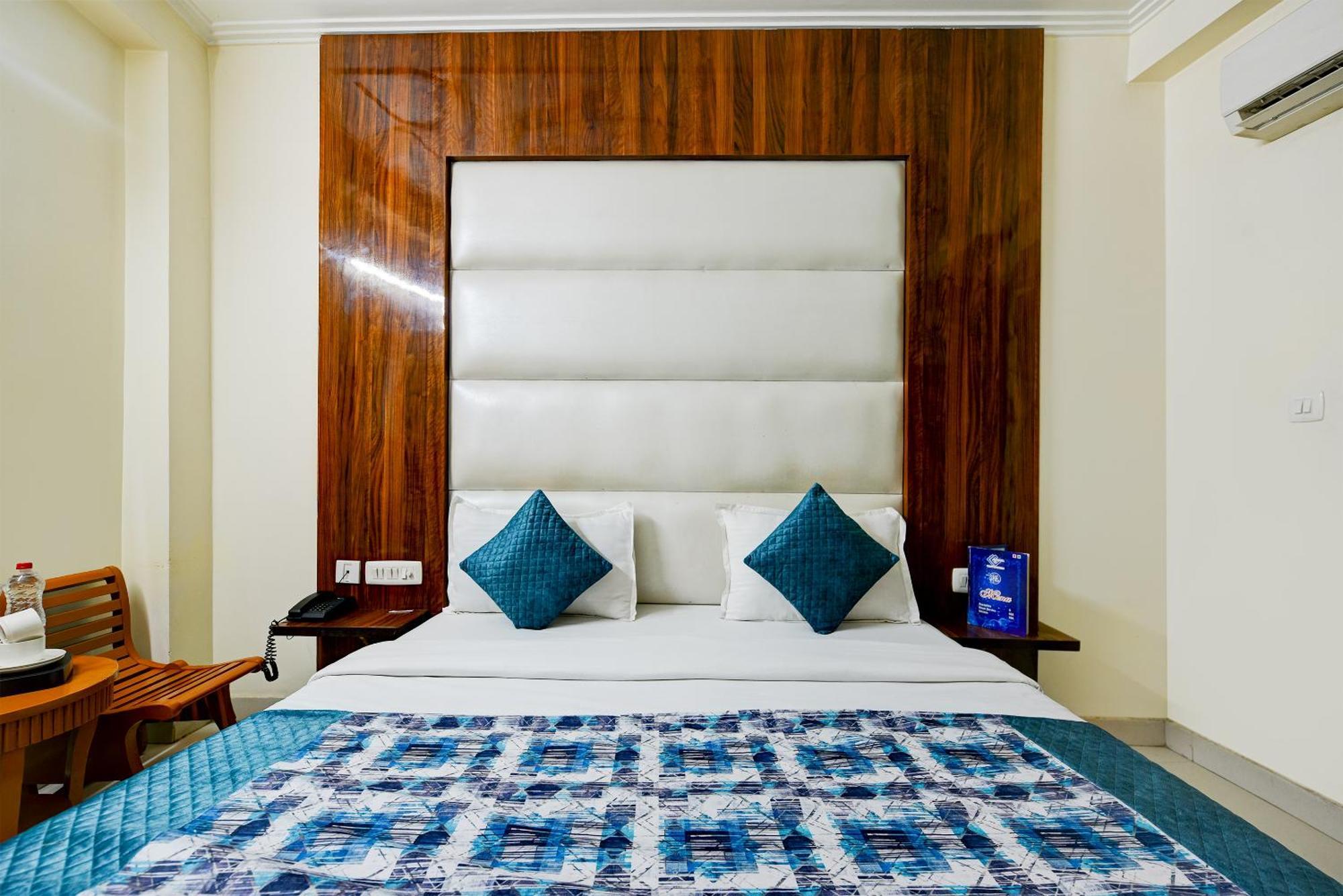 Airport Hotel Kiara - New Delhi Airport Eksteriør bilde