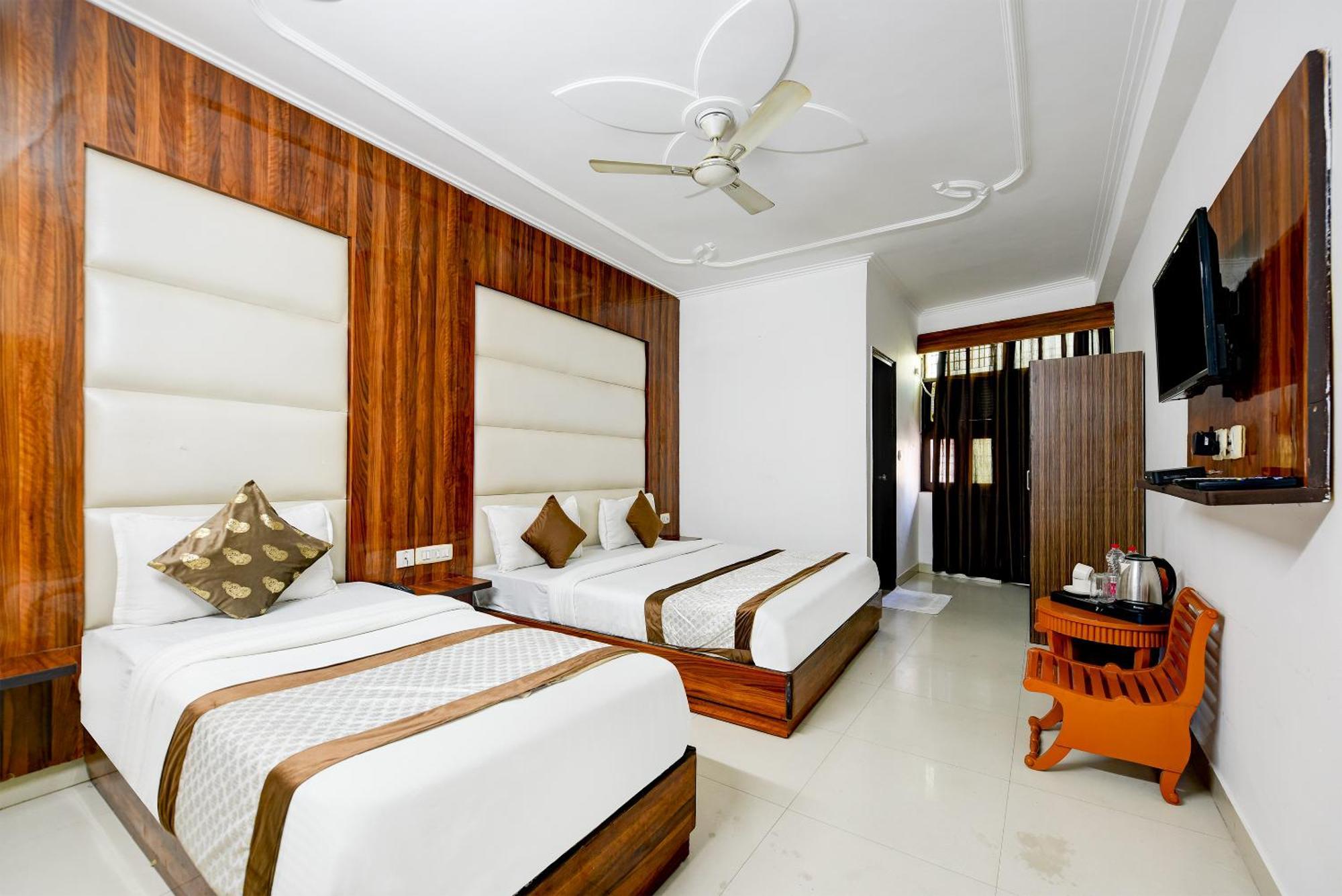 Airport Hotel Kiara - New Delhi Airport Eksteriør bilde